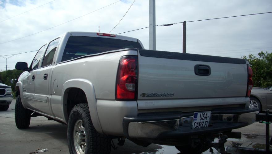 Chevy Silverado 2500HD CrewCab 4x4 Diesel