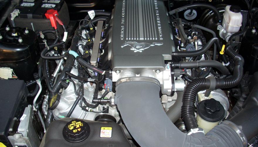 Ford Mustang GT 2010  V8 4,6 Engine