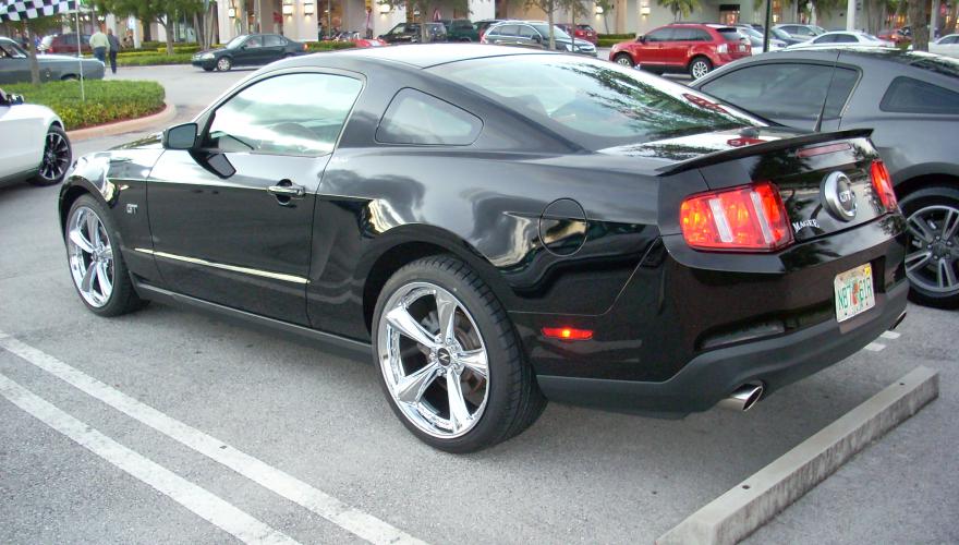 Ford Mustang GT 2010   20´´Wheels